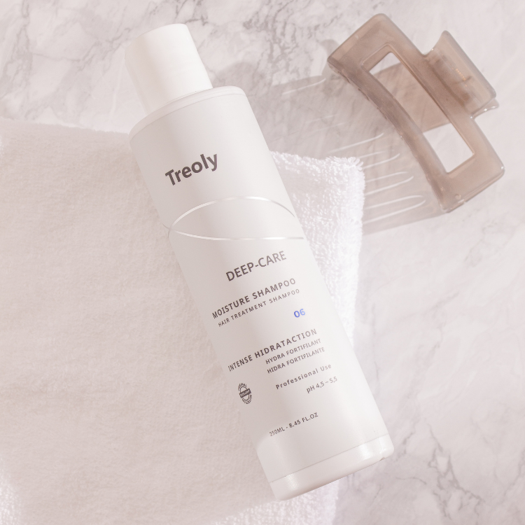 Moisture Shampoo - Cabelos Secos: Limpeza Suave & Hidratação Treoly
